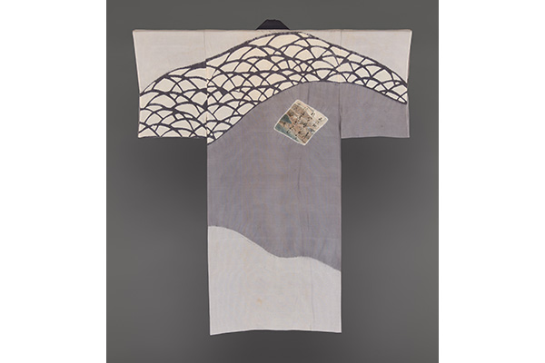 Under-kimono (nagajuban) with design of grasses and poem card, approx. 1950-1960. Japan, Showa period (1926-1989). Silk gauze, resist-dyed, with hand-painting. Gift of Julia Meech in honor of Laura W. Allen, 2017.30.
