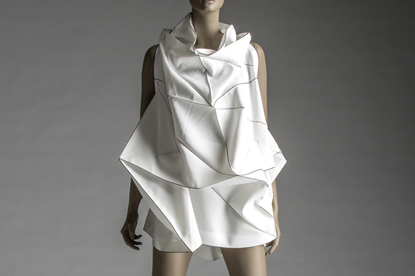 Dress, Spring/Summer 2011, by Issey Miyake (Japanese, b. 1938) & Reality Lab Team for 132 5. ISSEY MIYAKE. Recycled polyester plain weave with printing. Collection of The Kyoto Costume Institute. © The Kyoto Costume Institute, photo by Takashi Hatakeyama.
